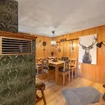 Mit Sauna In