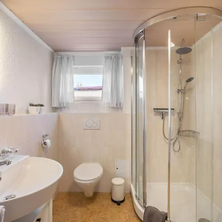 On The Mountain With Views Holiday home